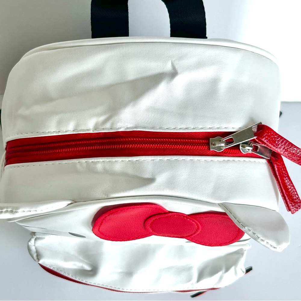 ❤️(HK317) Hello Kitty Adorable 6-Piece Backpack Bundle! - Picture 4 of 13